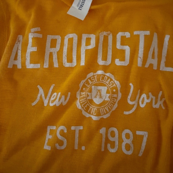 Aeropostale Golden Long Sleeve Tee - Picture 4 of 4